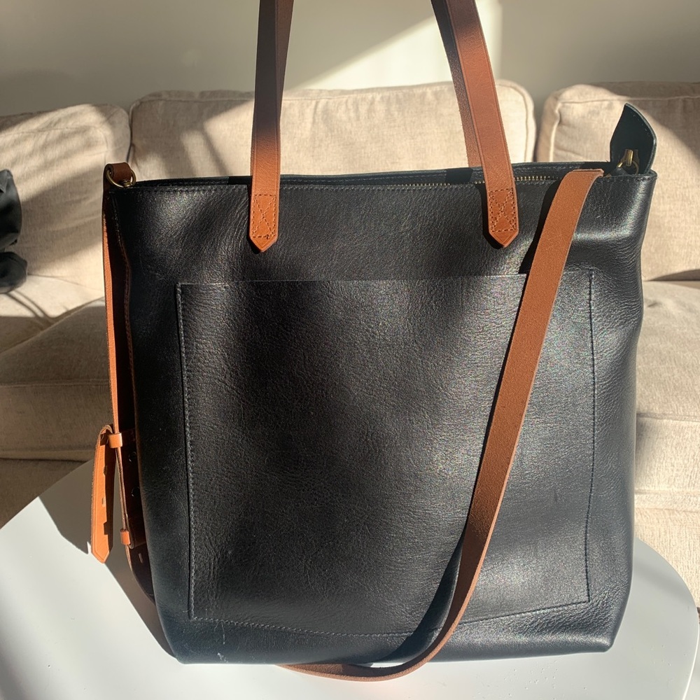 Zip Top Medium Transport Bag